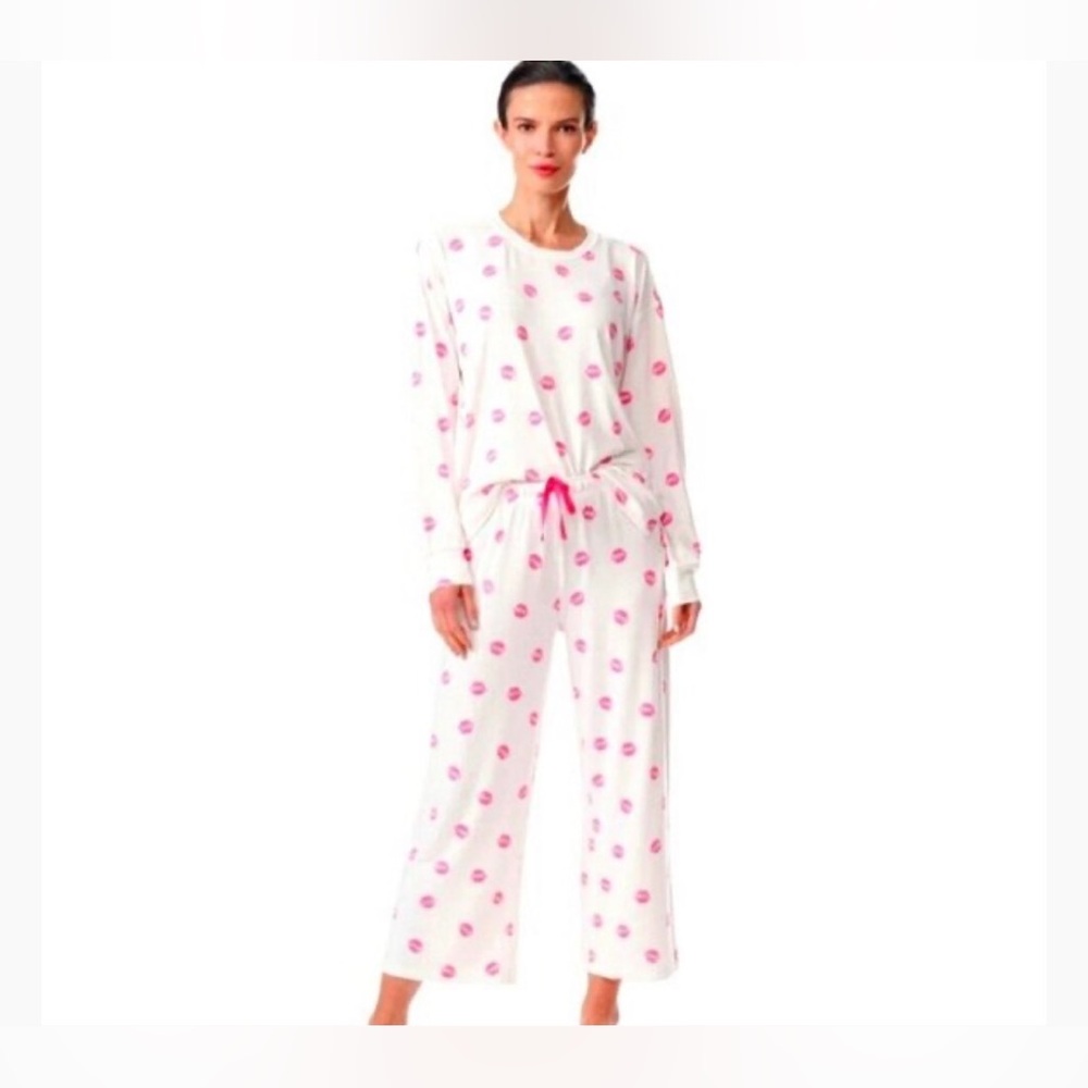 PJ Salvage Pajama Set Hot Lips PJs Size XL Pink White Graphic Print Loungewear
